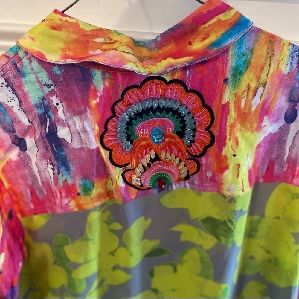 SOFT Surroundings Festiva vibrant Shirt - Picture 10 of 14